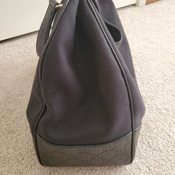 AUTHENTIC GUCCI BAG - Picture 5 of 16